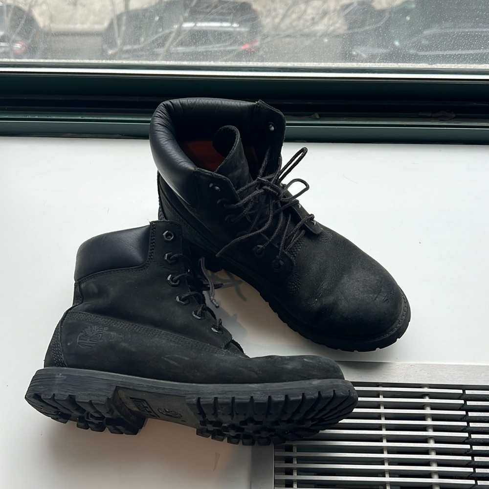 All black Timberlands
